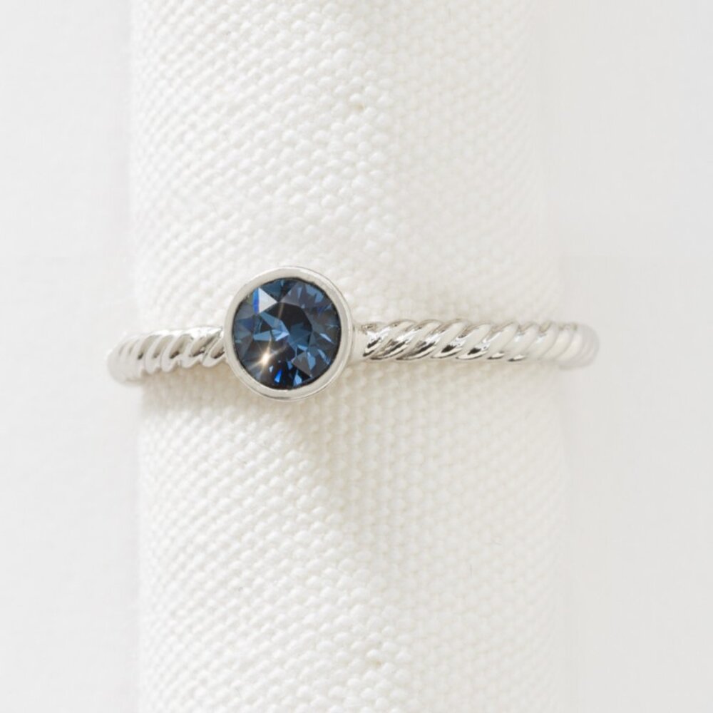 Swarovski Crystal December Birthstone Ring by Touchstone, Size 8 - NWOT